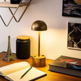   Elegáns arany asztali lámpa fém házzal, 10 cm átmérővel és 29 cm magassággal | IP20, 8 órás fénytartam, beépített LED 5W 3000K | Tökéletes modern lakberendezéshez és környezeti világításhoz