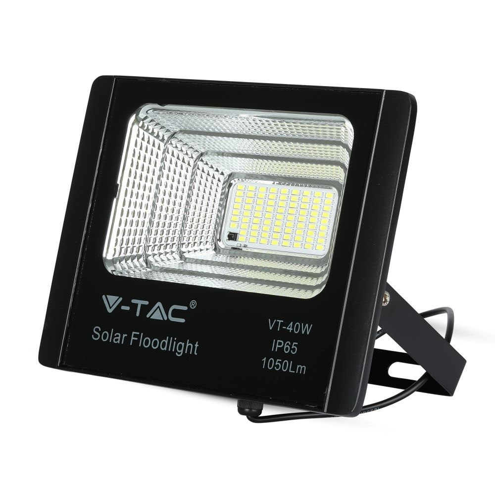 Napelemes LED reflektor, 4000K, természetes fehér, 1050lm, 120°, fekete, CRI>70, IP65, V-TAC, 8574